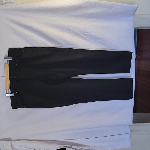 Women's black stretch ankle length Calvin Klein jeans - Picture 1 of 5